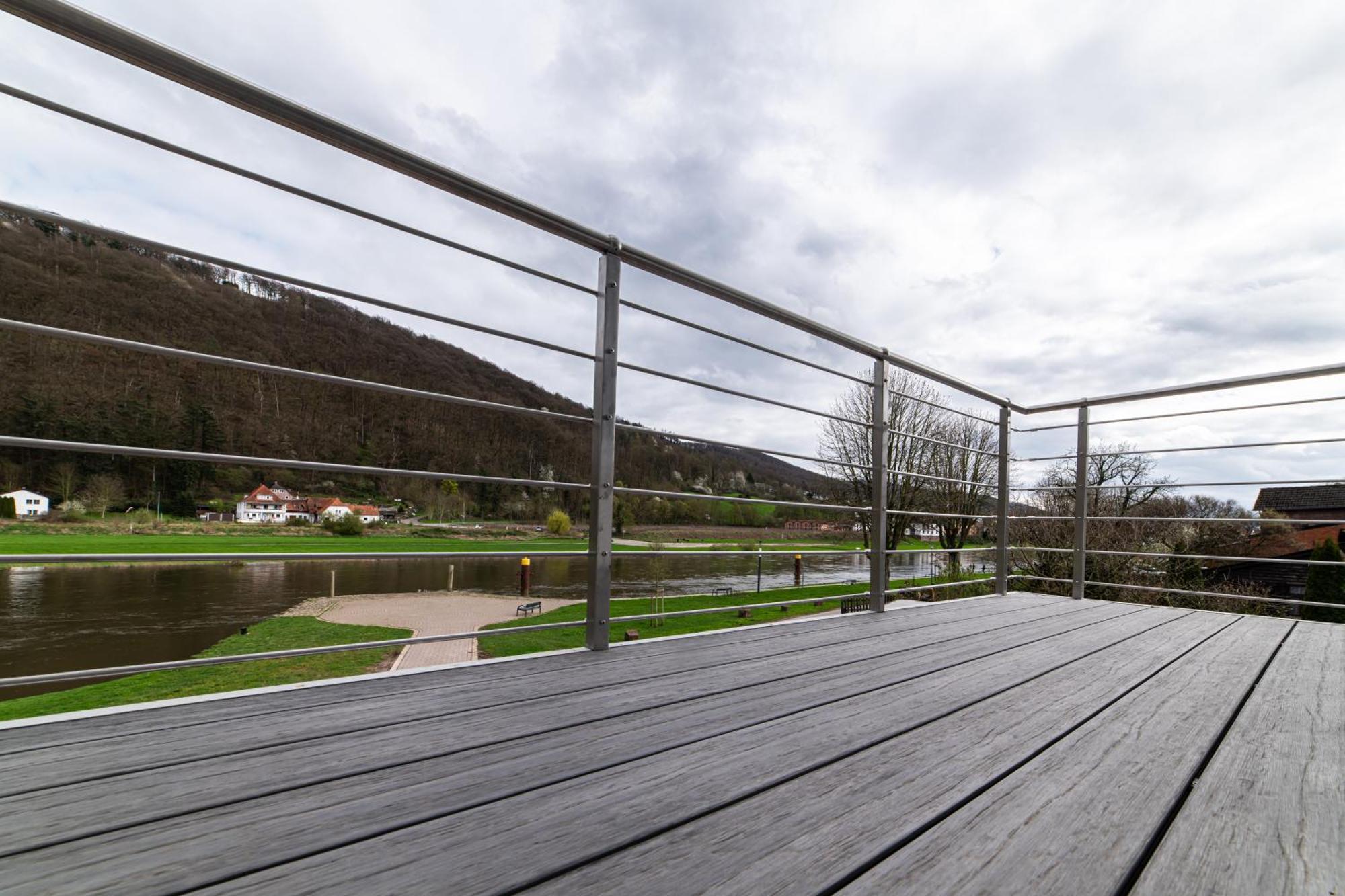 Ferienwohnungen Am Weserstrand Bodenwerder Exterior foto